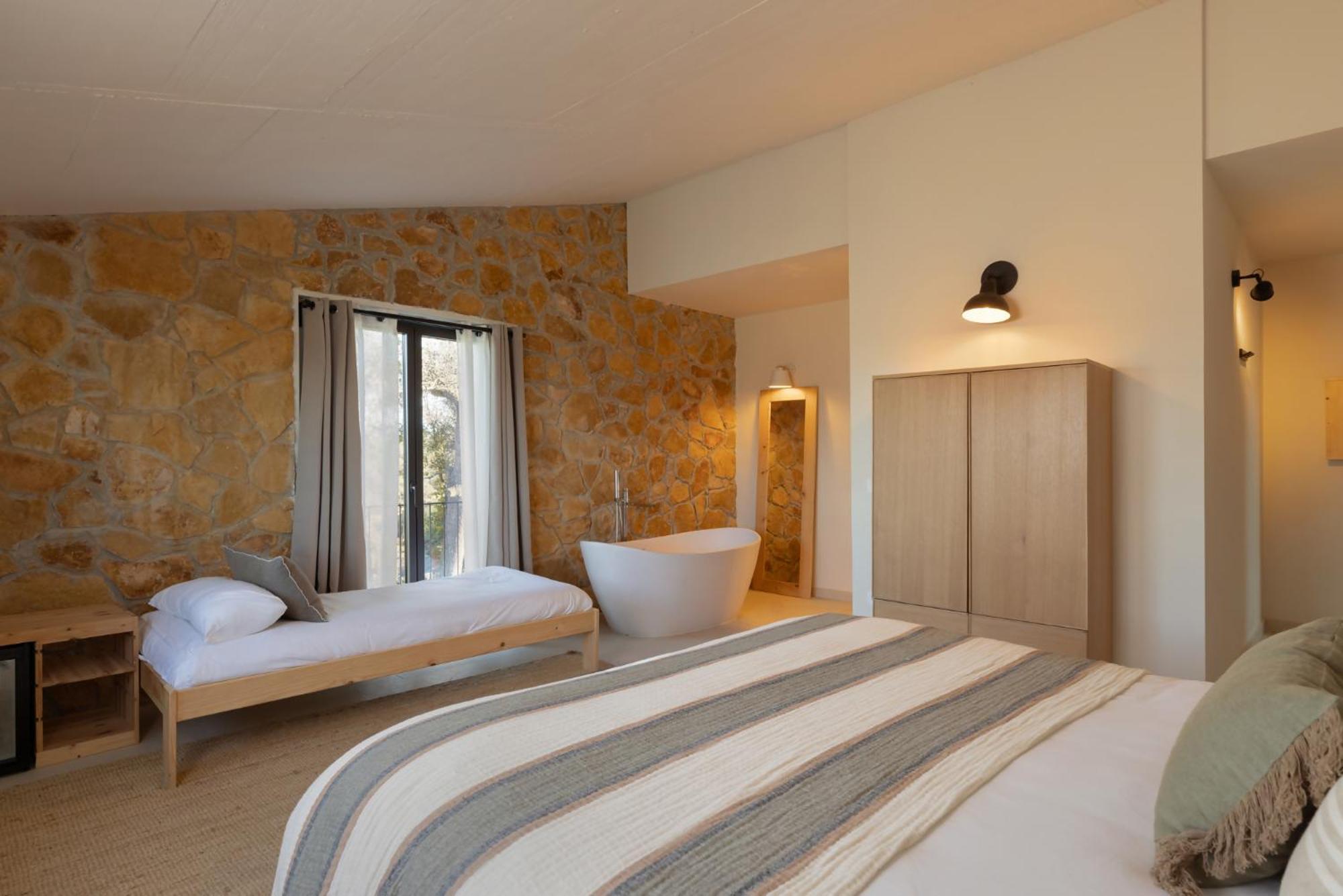 Can Bufi Espectacular Casa Con Piscina Interior Llagostera Exterior photo