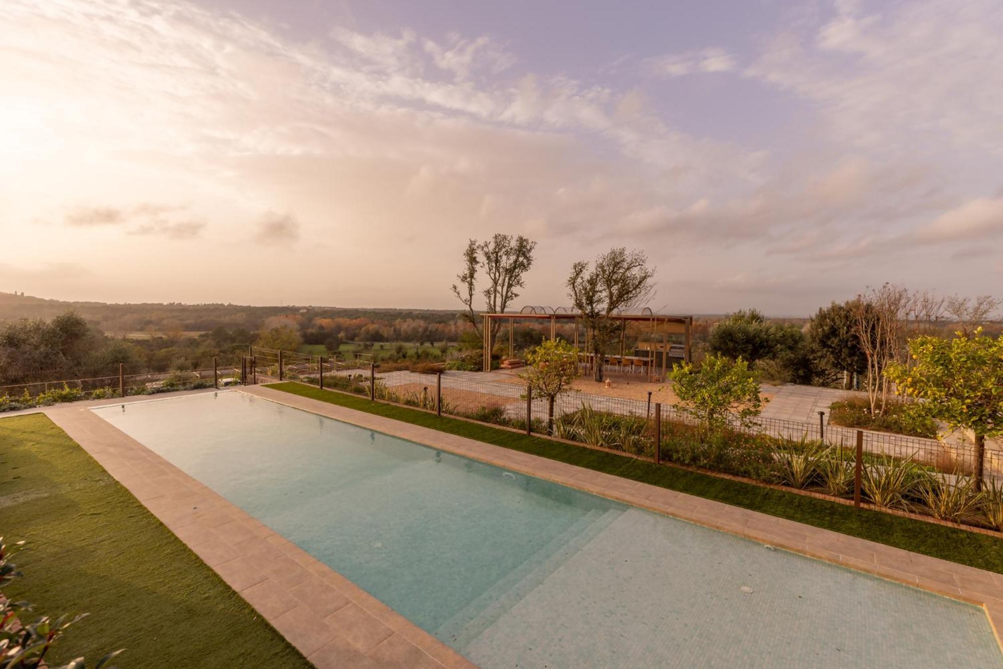 Can Bufi Espectacular Casa Con Piscina Interior Llagostera Exterior photo